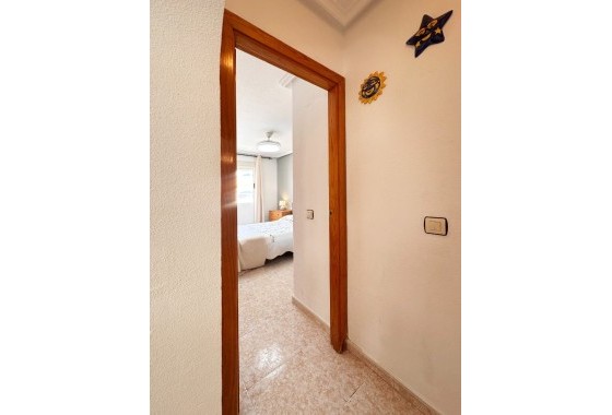 Sprzedaż - Apartament / Mieszkanie -
Torrevieja - Los Balcones