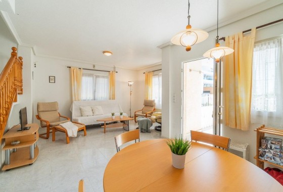 Venta - Chalet Independiente -
Orihuela Costa - Playa Flamenca
