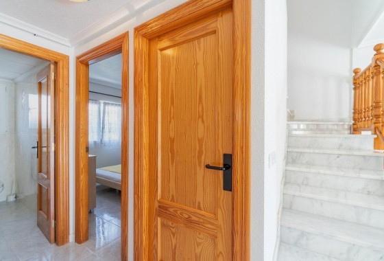 Venta - Chalet Independiente -
Orihuela Costa - Playa Flamenca
