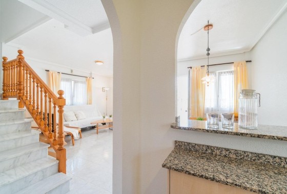 Venta - Chalet Independiente -
Orihuela Costa - Playa Flamenca