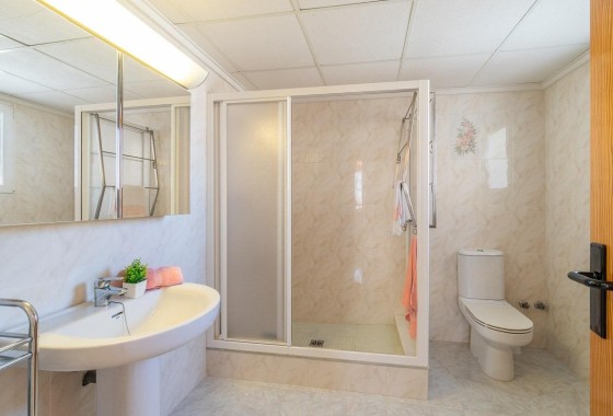 Venta - Chalet Independiente -
Orihuela Costa - Playa Flamenca