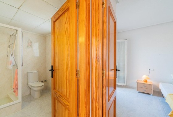 Venta - Chalet Independiente -
Orihuela Costa - Playa Flamenca