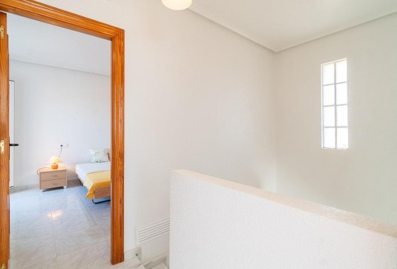 Venta - Chalet Independiente -
Orihuela Costa - Playa Flamenca