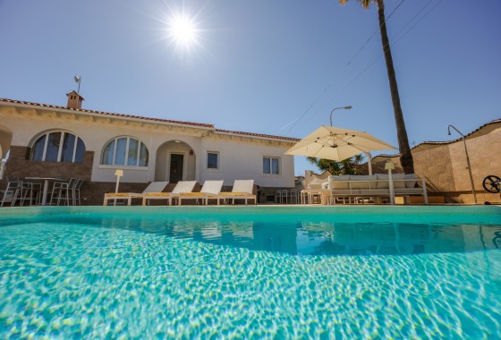 Venta - Chalet Independiente -
Ciudad Quesada - Rojales - Ciudad Quesada