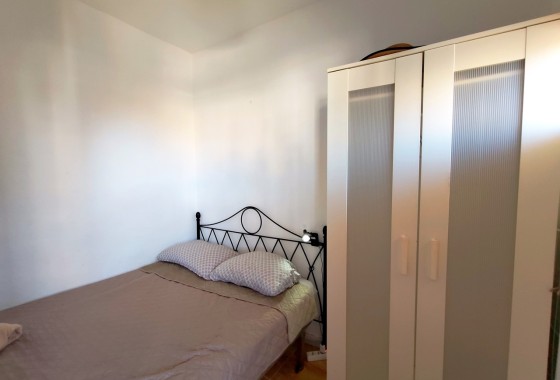 Venta - Apartamento / Piso -
Torrevieja
