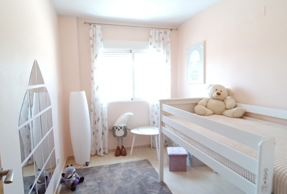 Sprzedaż - Apartament / Mieszkanie -
Sucina - Inland