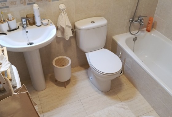 Sprzedaż - Apartament / Mieszkanie -
Sucina - Inland