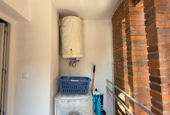Sprzedaż - Apartament / Mieszkanie -
Torrevieja - Playa del Cura