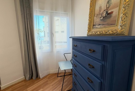 Sprzedaż - Apartament / Mieszkanie -
Torrevieja - Playa del Cura
