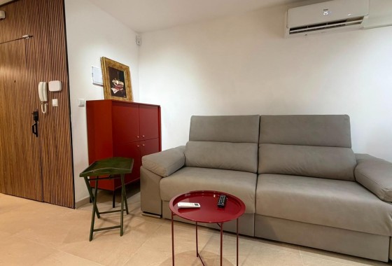 Sprzedaż - Apartament / Mieszkanie -
Torrevieja - Playa del Cura