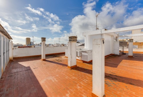 Sprzedaż - Apartament / Mieszkanie -
Torrevieja - Paseo maritimo