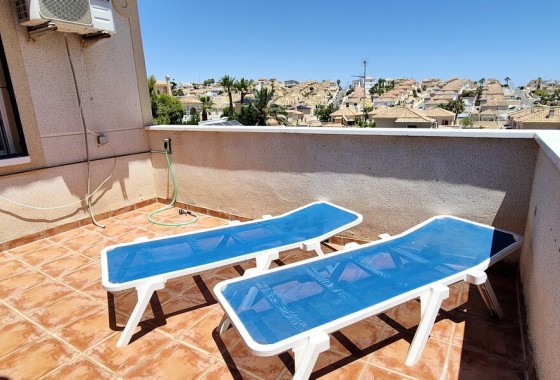 Venta - Chalet Independiente -
Villamartín