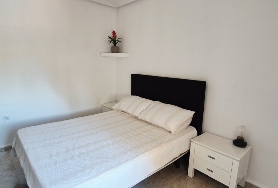 Venta - Chalet Independiente -
Villamartín