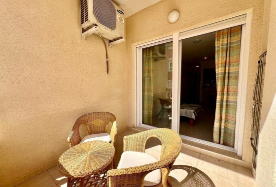 Venta - Apartamento / Piso -
Torrevieja - Playa del Cura