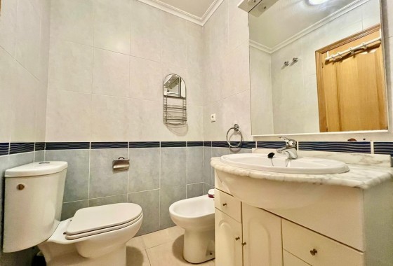 Venta - Apartamento / Piso -
Torrevieja - Playa del Cura