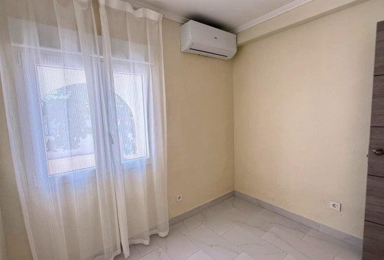 Venta - Adosado -
Torrevieja - Calas blanca