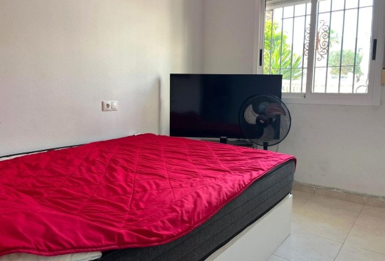 Revente - Appartement -
Torrevieja