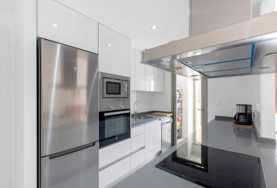 Venta - Apartamento / Piso -
Orihuela Costa