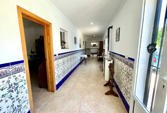 Resale - Detached Villa -
Daya Nueva