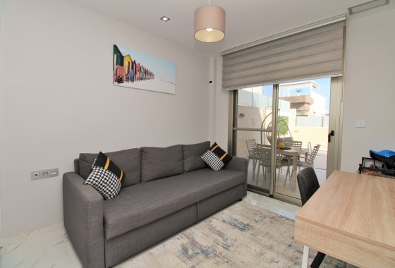 Venta - Chalet Independiente -
Villamartín