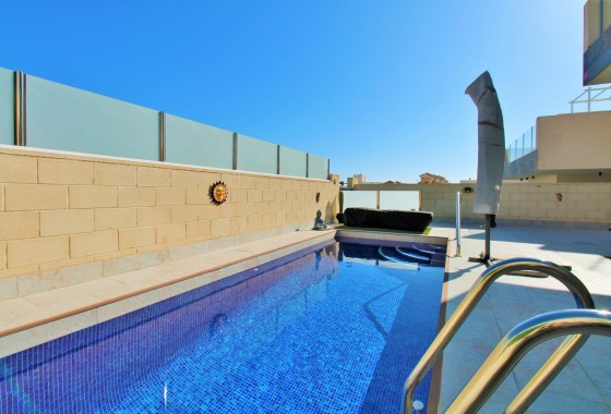 Venta - Chalet Independiente -
Villamartín