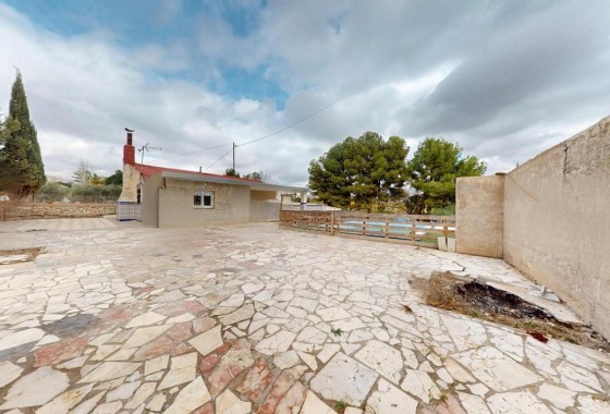 Venta - Finca / Casa de campo -
Novelda