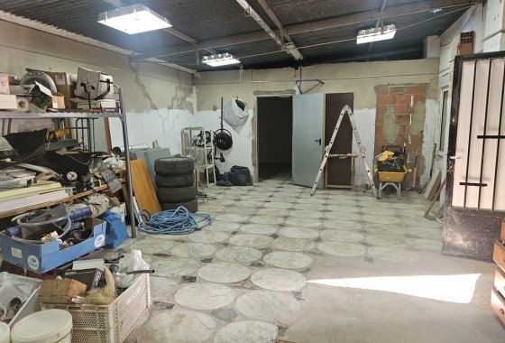 Venta - Finca / Casa de campo -
Novelda