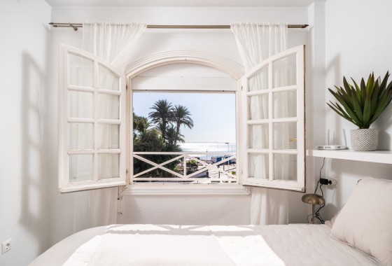 Sprzedaż - Apartament / Mieszkanie -
Torrevieja