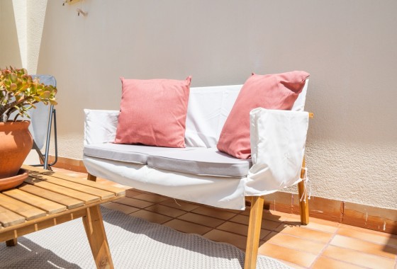 Sprzedaż - Apartament / Mieszkanie -
Torrevieja