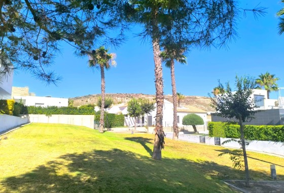 Revente - Villa mitoyenne -
Algorfa