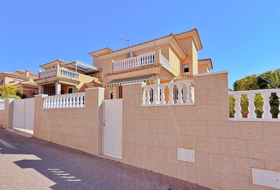 Revente - Villa Individuelle -
Orihuela - Orihuela Costa