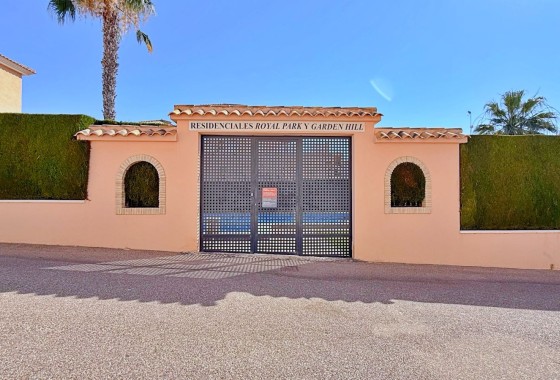 Revente - Villa Individuelle -
Orihuela - Orihuela Costa