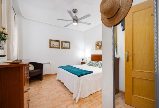 Sprzedaż - Apartament / Mieszkanie -
Torrevieja - Parque de las Naciones
