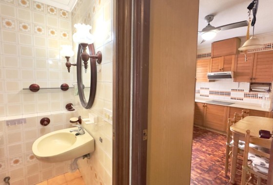 Venta - Apartamento / Piso -
Torrevieja