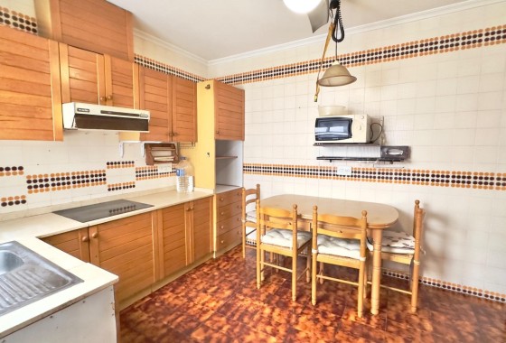Venta - Apartamento / Piso -
Torrevieja