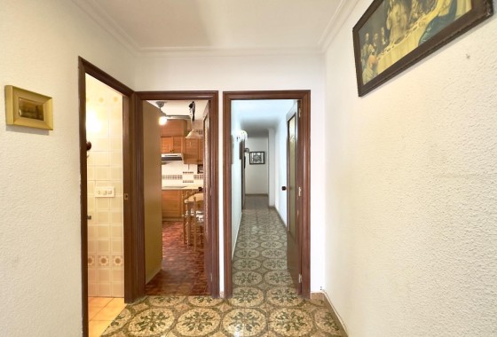 Venta - Apartamento / Piso -
Torrevieja