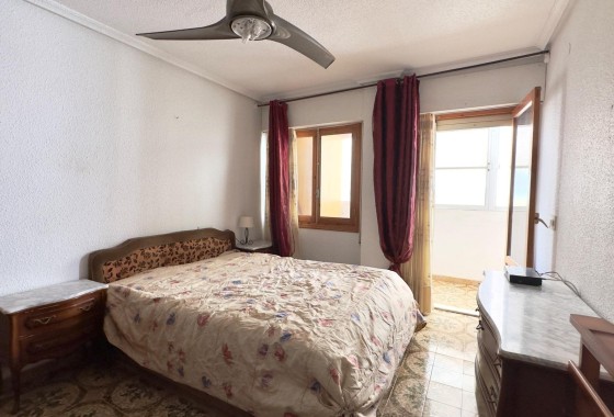 Venta - Apartamento / Piso -
Torrevieja
