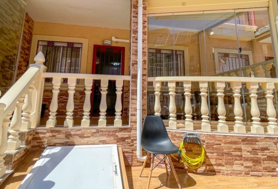 Herverkoop - Rijhuis -
Orihuela Costa - Playa Flamenca