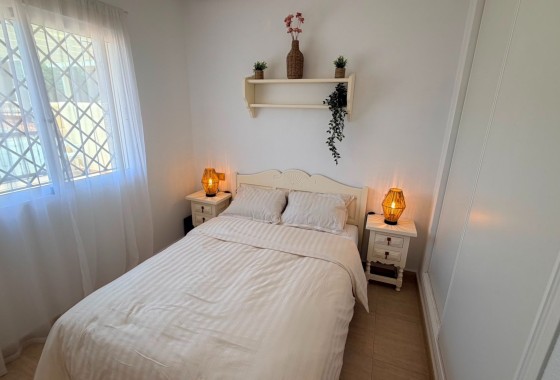 Resale - Semi Detached Villa -
Los Montesinos - Urbanizacion montesol