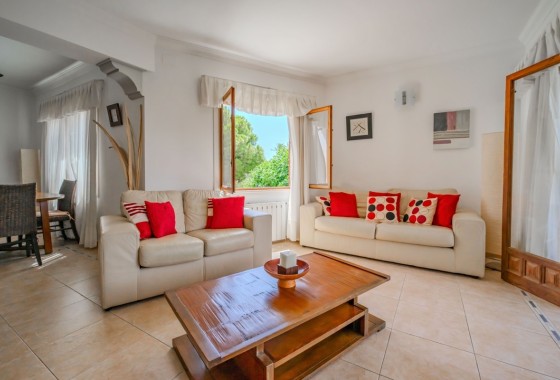 Herverkoop - Vrijstaande Villa -
Cabo Roig