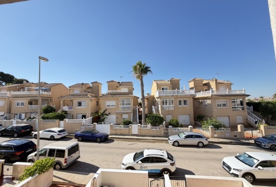 Wiederverkauf - Wohnung / Apartment -
Villamartín