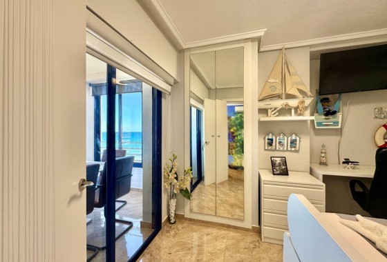 Wiederverkauf - Wohnung / Apartment -
Torrevieja - La Mata
