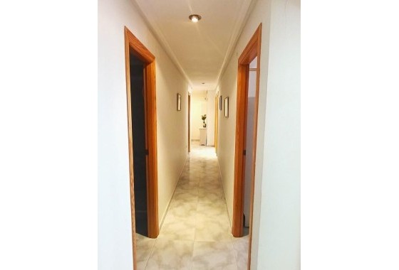 Revente - Appartement -
Torrevieja - Playa del Cura
