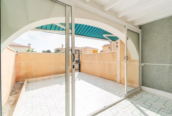 Herverkoop - Appartement / Flat -
Torrevieja - La Siesta - El Salado - Torreta