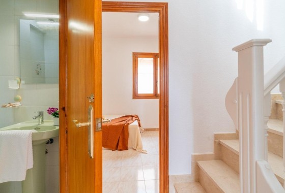 Herverkoop - Appartement / Flat -
Torrevieja - La Siesta - El Salado - Torreta