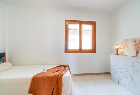 Herverkoop - Appartement / Flat -
Torrevieja - La Siesta - El Salado - Torreta
