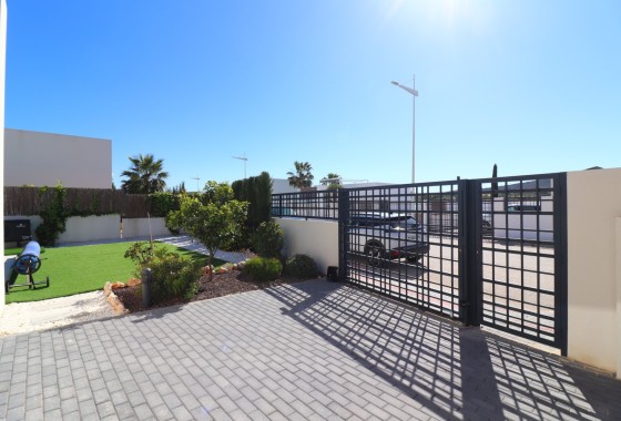 Resale - Detached Villa -
Algorfa - La Finca Golf Resort