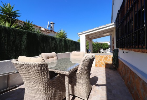 Herverkoop - Vrijstaande villa -
Formentera del Segura - Fincas de La Vega