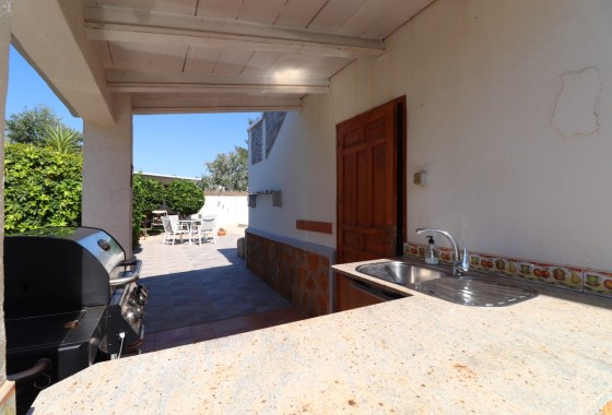 Herverkoop - Vrijstaande villa -
Formentera del Segura - Fincas de La Vega