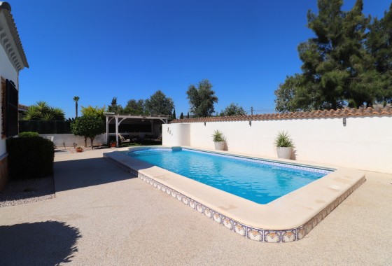 Herverkoop - Vrijstaande villa -
Formentera del Segura - Fincas de La Vega